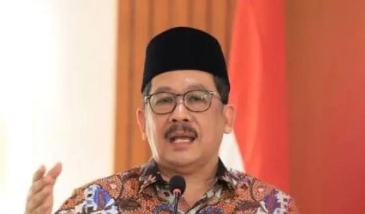 "Harapan saya semoga pengganti saya bisa melanjutkan tugas dengan lebih baik. Untuk ke depan saya ingin kembali mengabdi di masyarakat menjadi guru ngaji"