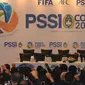 Ketua KONI pusat, Tono Suratman memberi amanat jelang membuka Kongres Biasa PSSI 2016 di Jakarta, Kamis (10/11). Kongres untuk memilih Ketua dan Wakil Ketua serta Anggota Komite Eksekutif PSSI periode 2016-2020. (Liputan6.com/Helmi Fithriansyah)