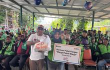 Komunitas 98 Resolution Network Gelar Pembagian Sembako Ribuan Paket di Jakarta dan Medan