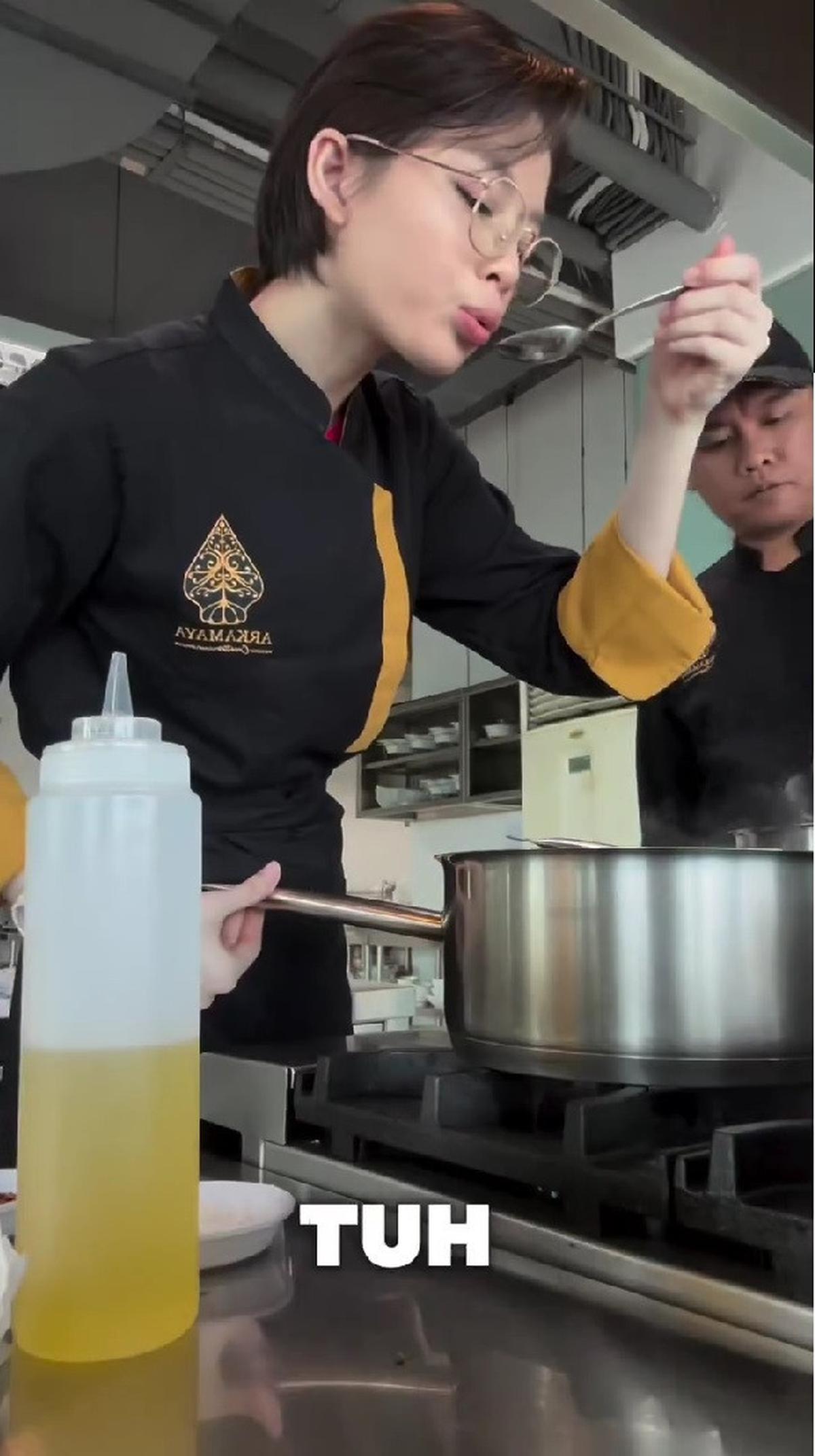 Nada Tarina Putri Kembali Ikut Kelas Memasak, Disebut Netizen Multi Talenta