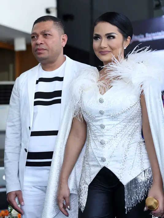 "Titi DJ bilang dia enggak ngenalin (suara KD). Dia bilang aku dianggap berani keluar dari comfort zonenya," cerita KD. (Nurwahyunan/Bintang.com)