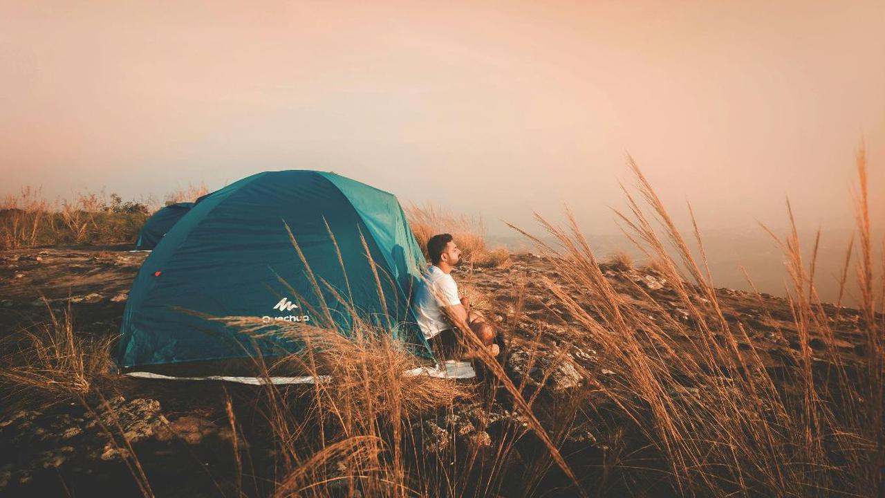 10 Rekomendasi Glamping Terbaik di Bogor dengan Pemandangan Menakjubkan