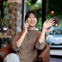 7 Sikap Zodiak yang Membuat Orang Mendekatinya./Copyright depositphotos.com/BongkarnGraphic