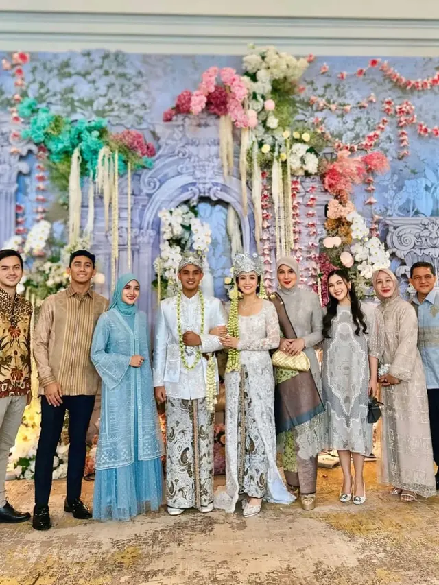 Gaya Cut Syifa dan Rizky Nazar Kondangan Bareng ke Pernikahan Febby Rastanty