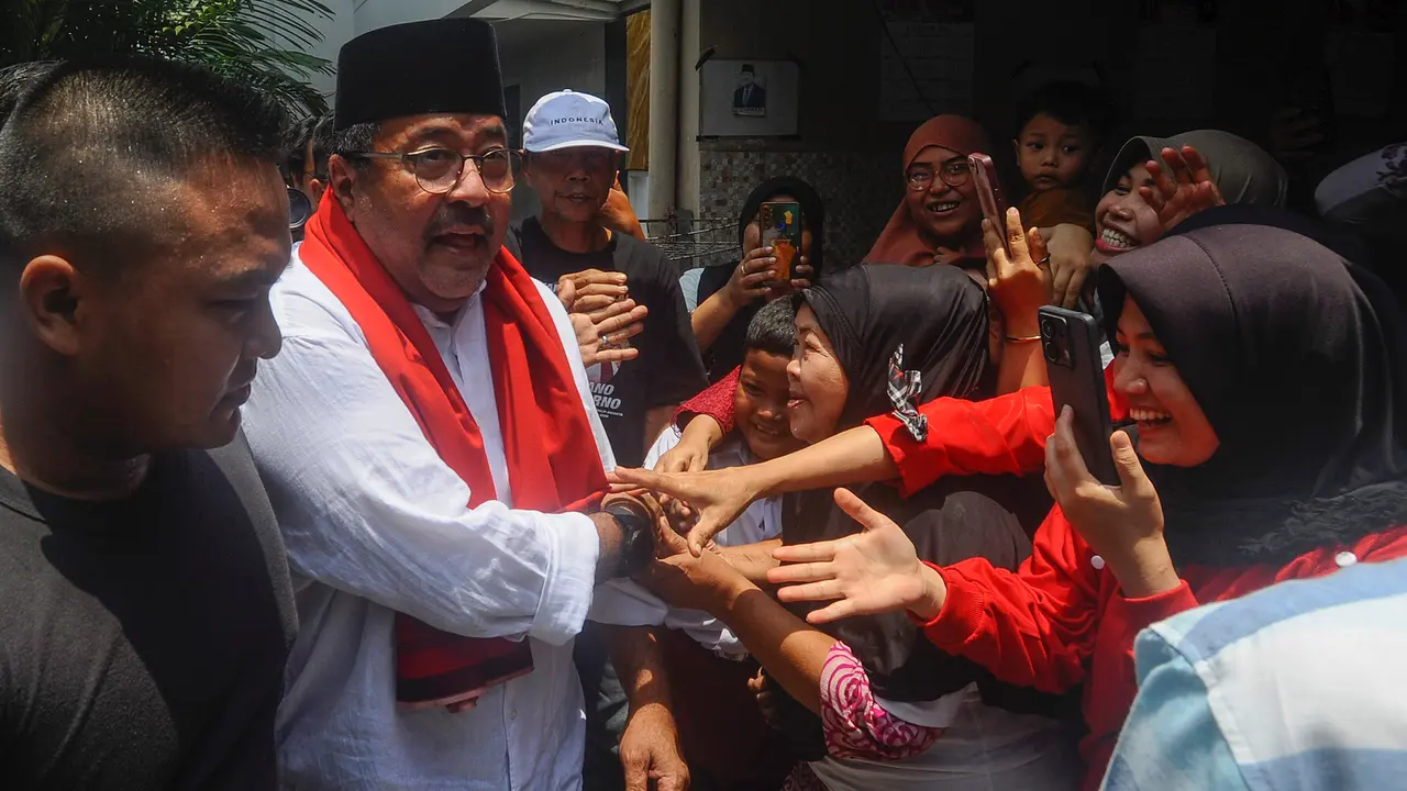 Warga Lenteng Agung Antusias Sambut Kedatangan Cawagub Rano Karno