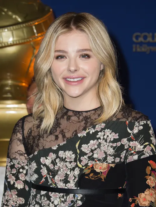 Rupanya Chloe Moretz pun dilarang oleh sang ibunda untuk melakukan operasi plastik dan menambah implan pada bagian tubuhnya. (AFP/Bintang.com)