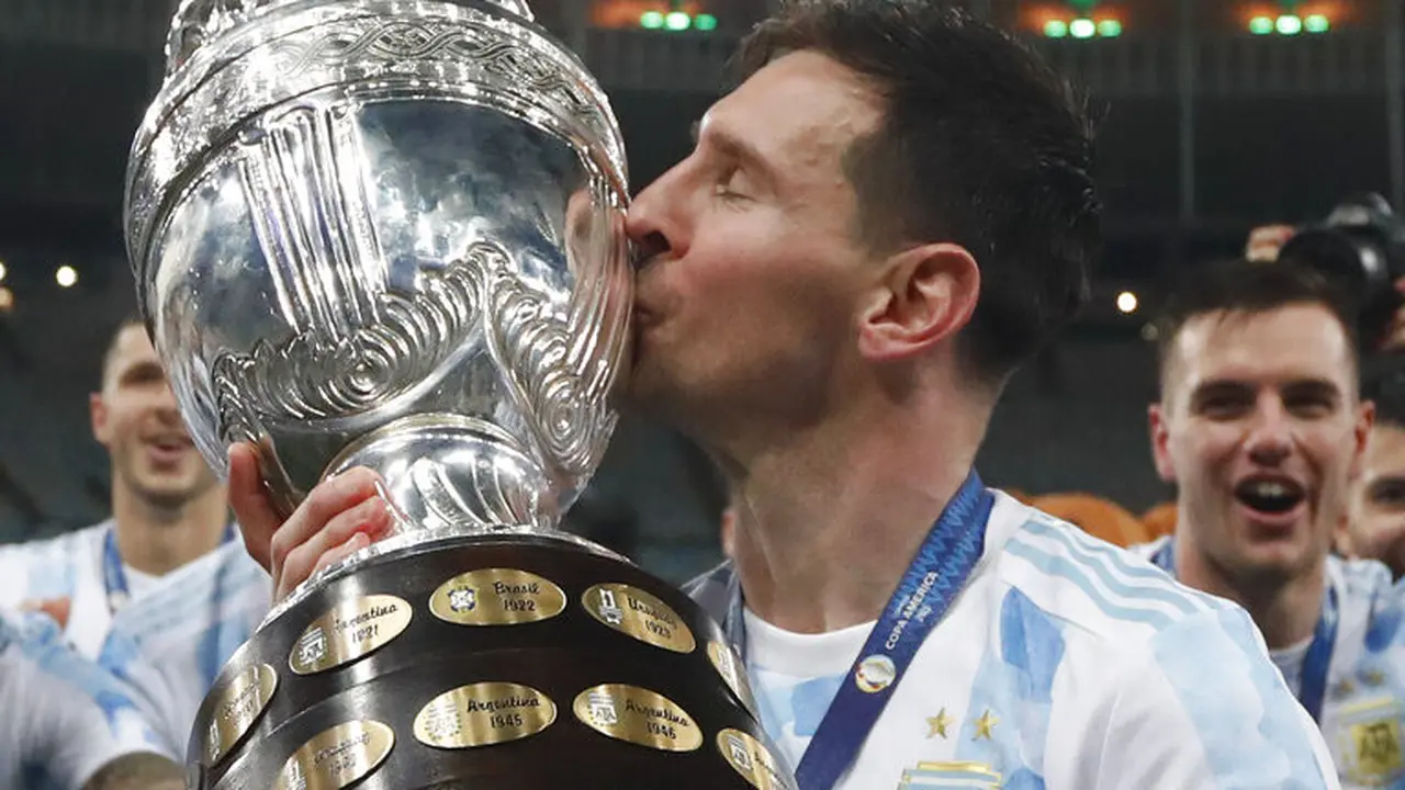 Messi Akhiri Puasa Gelar Argentina