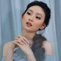 Makeup Nastasha Wilona ke resepsi pernikahan Felicya Angelista-Caesar Hito dari MUA Kiky Lutan (Instagram @kikylutan)