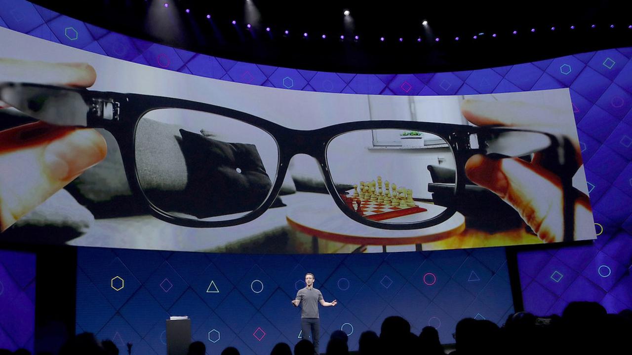Gandeng Ray-Ban, Facebook Garap Kacamata AR