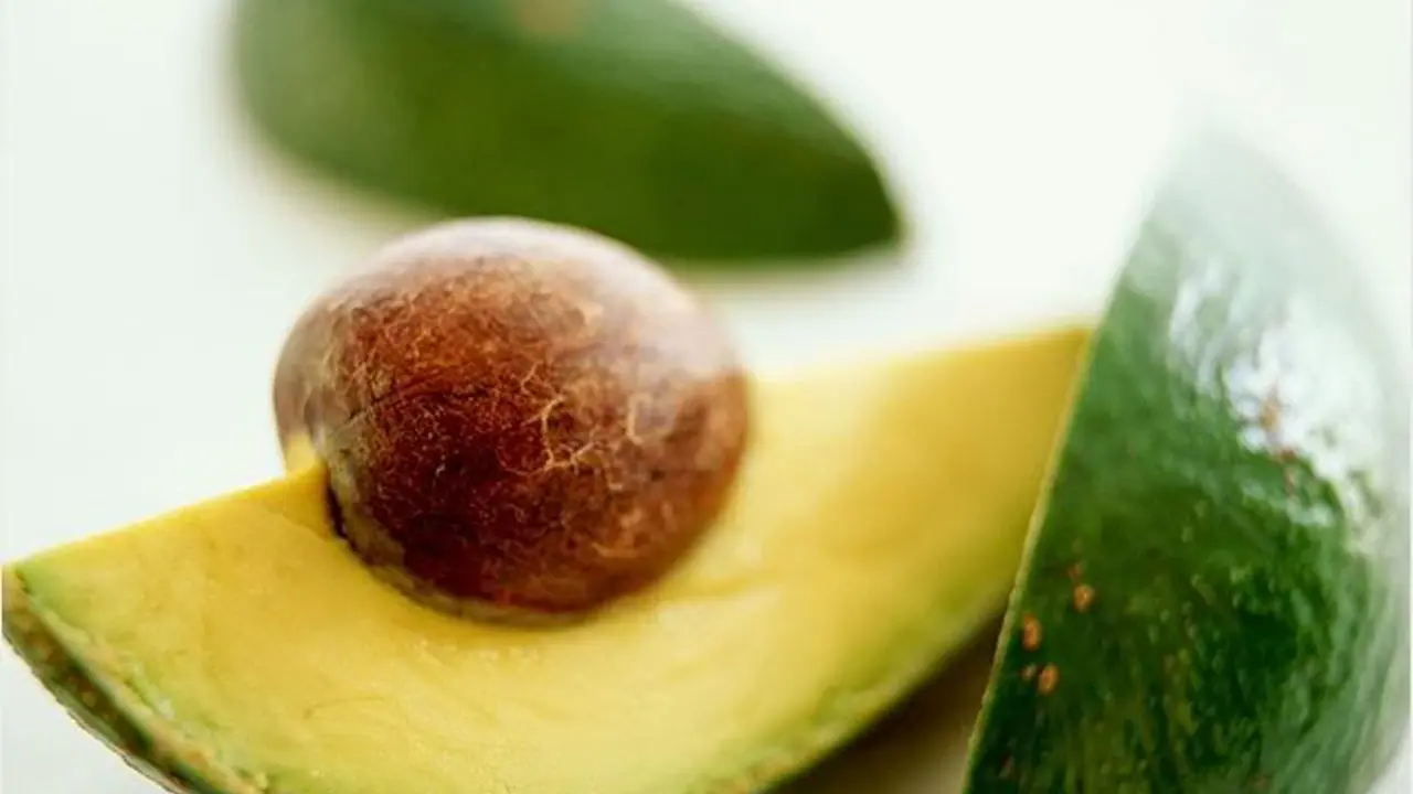 4 Produk Kecantikan Bisa Diganti dengan Alpukat, Apa Saja?