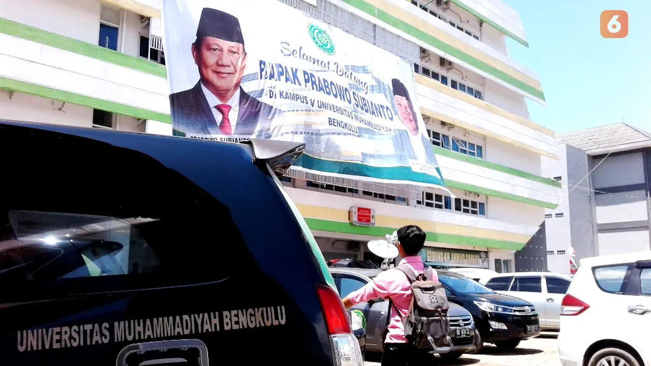 Spanduk Raksasa Terpasang Prabowo Batal Hadir Di Bengkulu