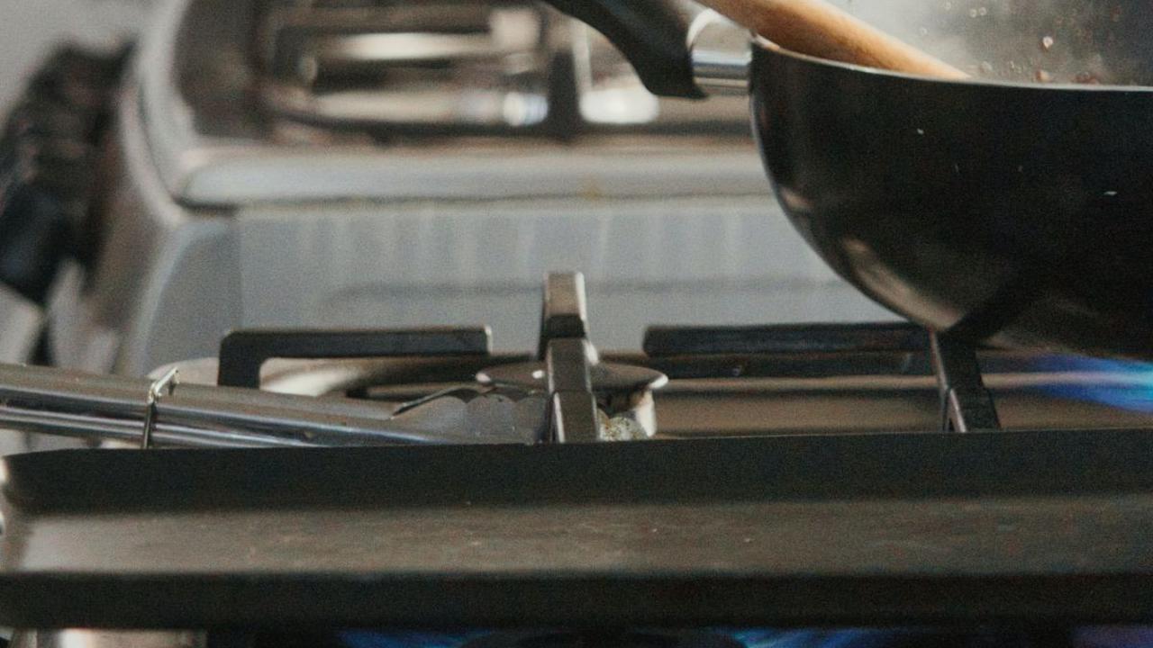 Cara Menghilangkan Karat pada Wajan Besi