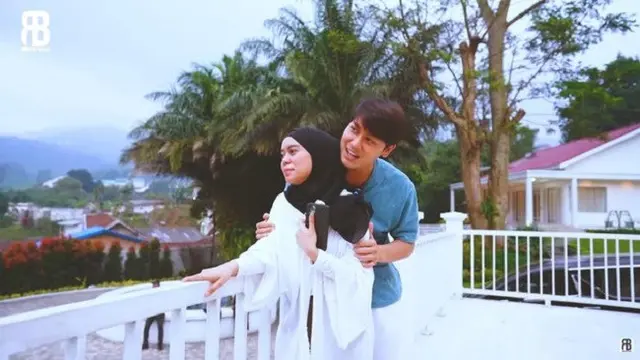 [Fimela] Lesti Kejora dan Rizky Billar