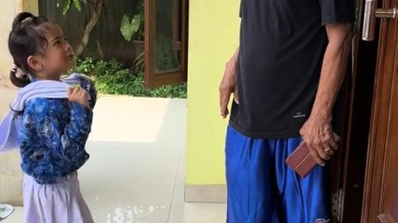 Momen Bercanda Haji Malih Bareng Melisya, sang Anak Punya Logat Mirip Bapaknya Plek Ketiplek