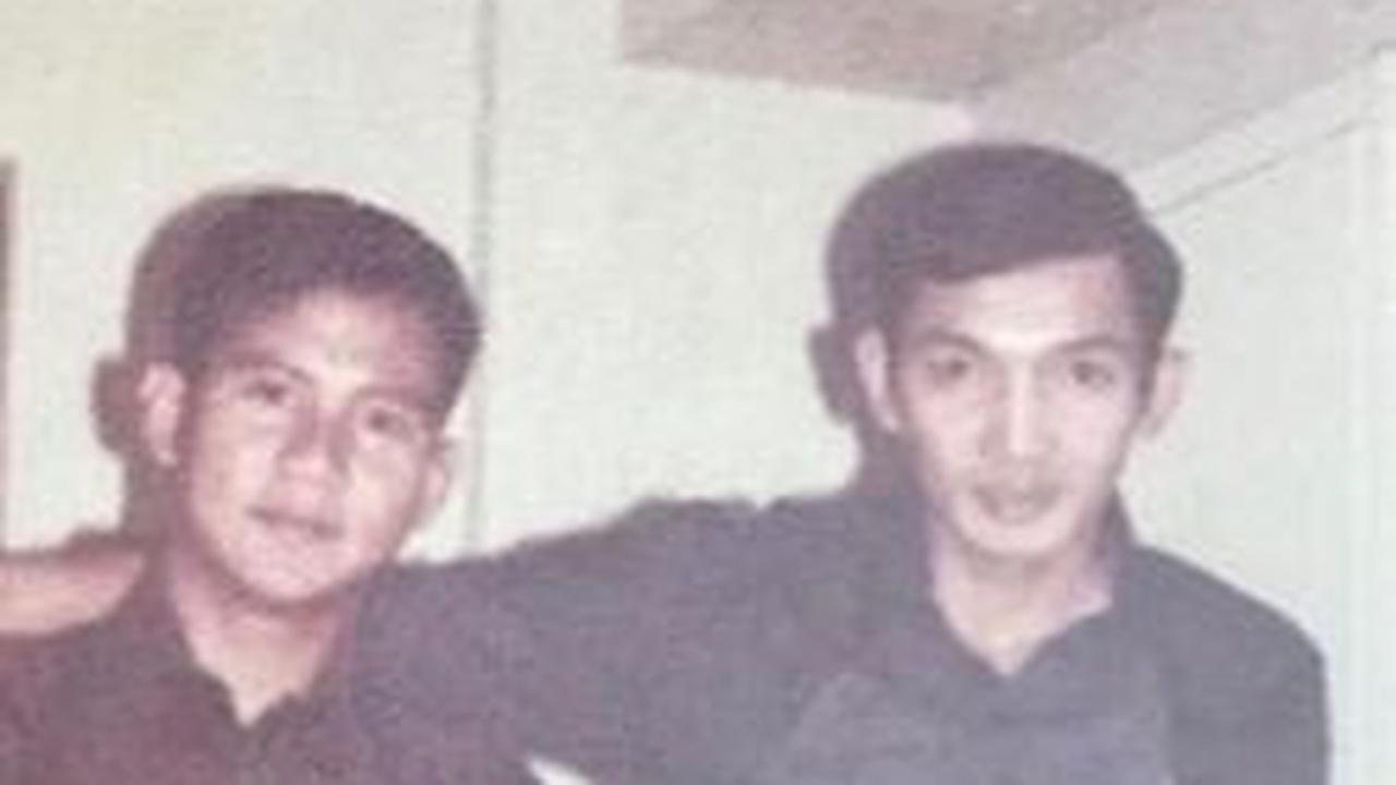 Potret gagah Prabowo bersama Letjen (Purn) Sjafrie Sjamsoeddin saat masih muda.