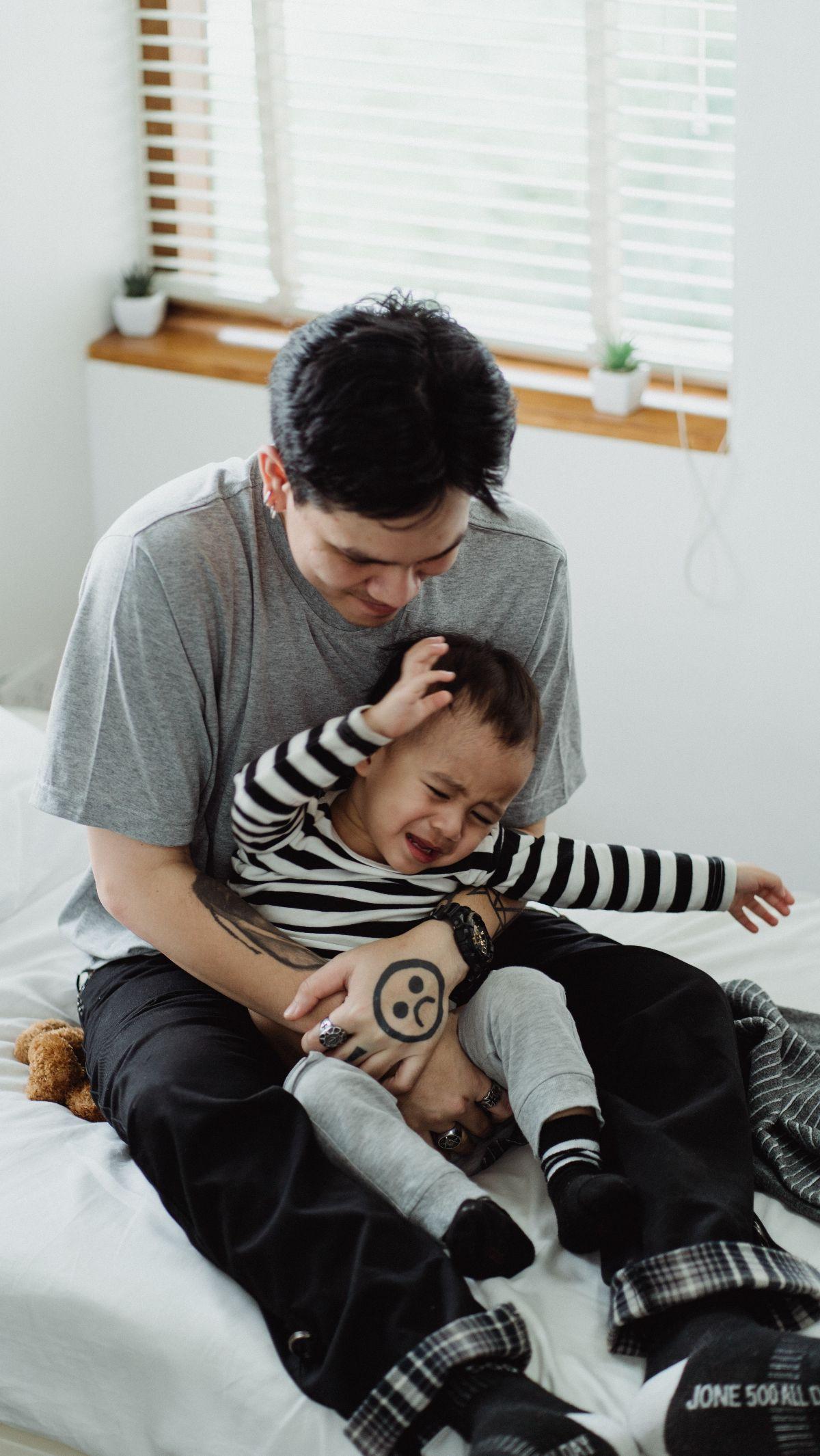 <b>Cara Mengontrol Emosi di Depan Anak</b>