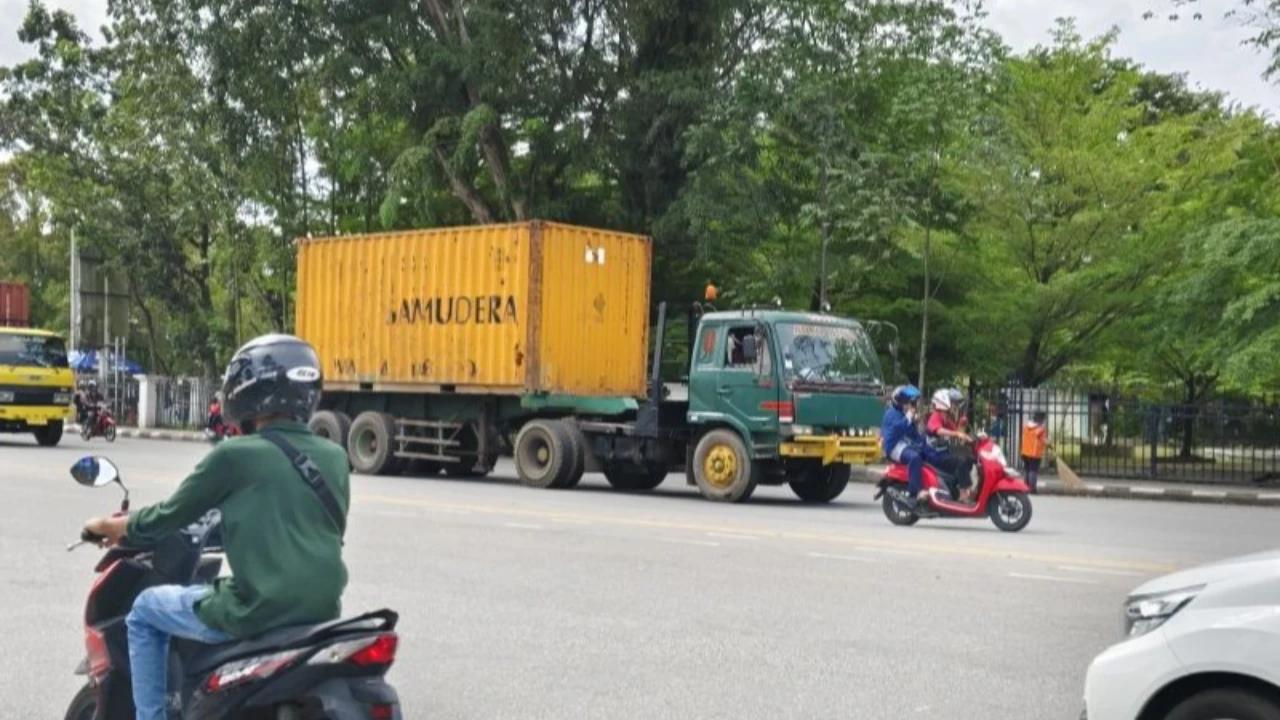 Operasional Angkutan Barang di Sumsel Dibatasi Selama Natal dan Tahun Bru, ini Jadwalnya
