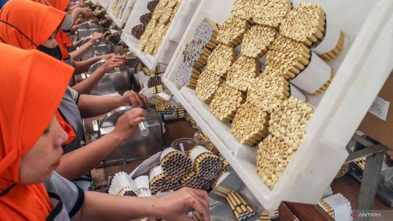 Ternyata Ini Alasannya! DPR Dukung Pembekuan Kenaikan Cukai Rokok 2026, Jaga Industri dan Jutaan Pekerja