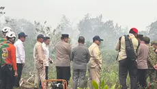 Seskab Teddy Ungkap Langkah Terbaru Tangani Kebakaran Hutan di Kalbar