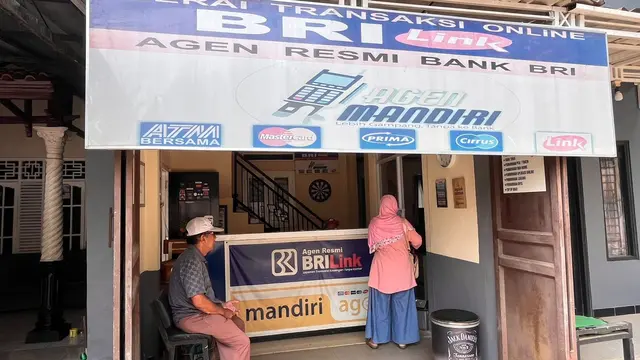 Otiv Pemilik Usaha BRILink di Jonggol