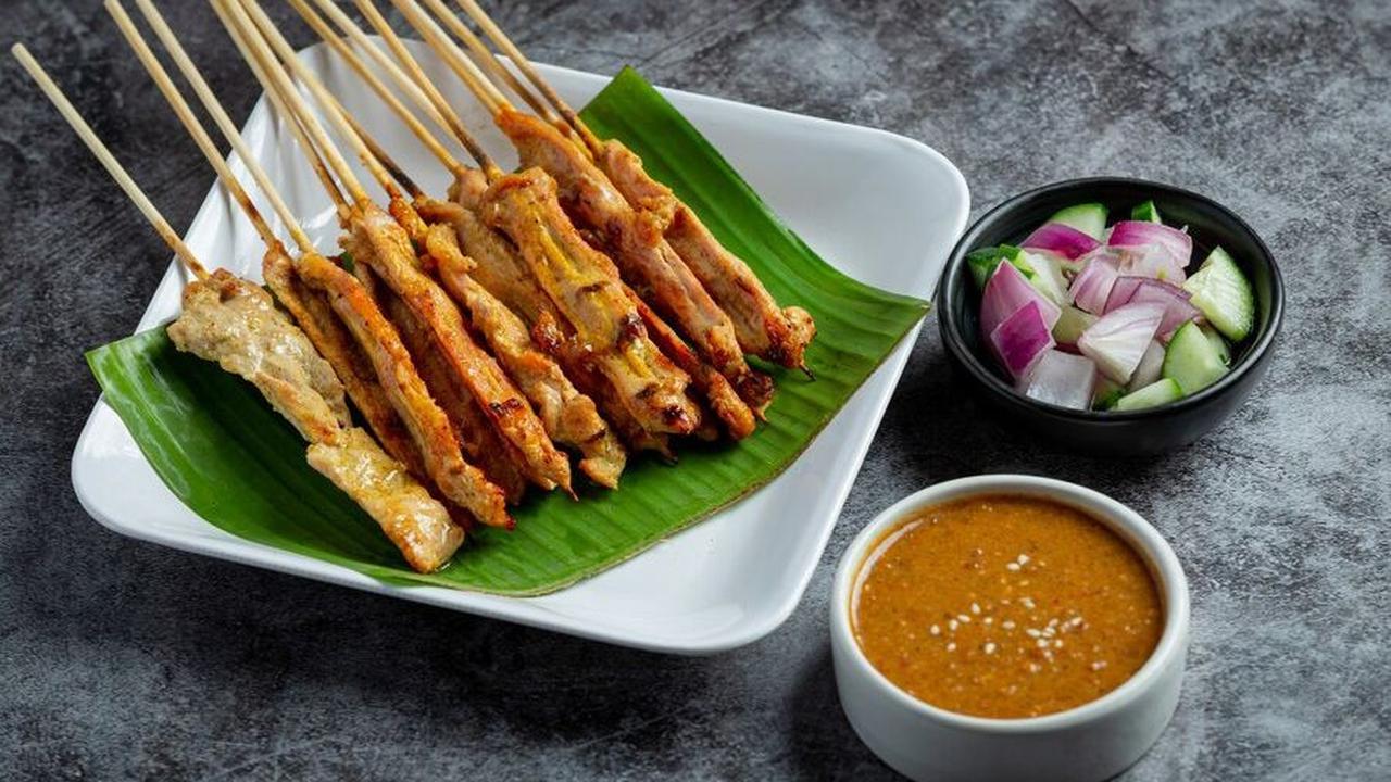 5. Sate ayam