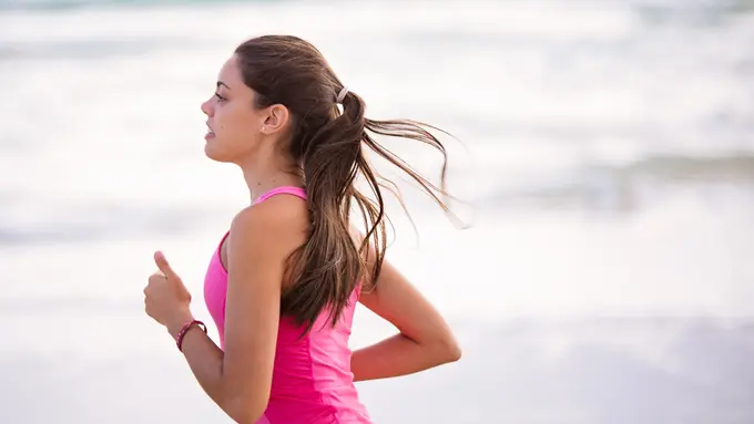 cegah kram perut saat lari