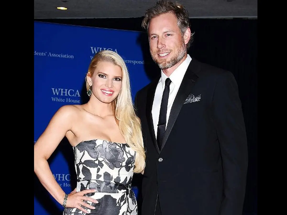 Jessica Simpson Resmi Dinikahi Eric Johnson ShowBiz Liputan6