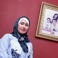 Yuni Indriyati istri Donny Kesuma (Deki Prayoga/bintang.com)
