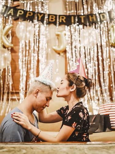 Siti Badriah dan Krisjiana Baharudin