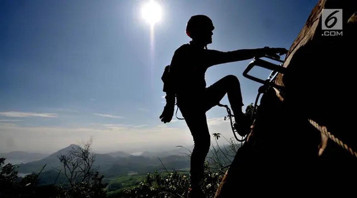China Tawarkan Atraksi Ekstrem Baru, Nikmati Pemandangan dari Tangga Langit Setinggi 1.524 Meter