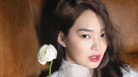 Shin Min Ah, kekasih Kim Woo Bin merogoh kocek dalam untuk membeli sebuah rumah (Cosmopolitan)