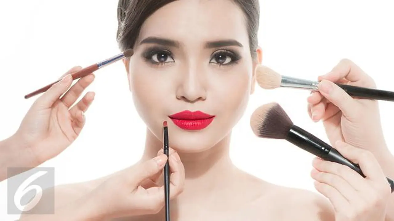 Tips Makeup Tepat untuk Wanita Berkulit Pucat