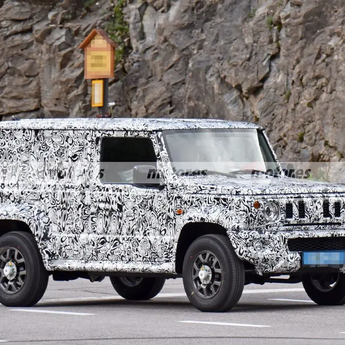 Suzuki Jimny 5 Pintu Kerap Dites Jalan, Meluncur Tahun Depan - Mobil