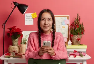 12 Cara Tiap Zodiak Menghemat Listrik dengan Gaya Mereka./Copyright&nbsp;freepik.com/author/wayhomestudio