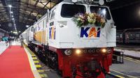 PT Kereta Api Indonesia (Persero) atau KAI meluncurkan Kereta Api Baturraden Ekspres relasi Purwokerto - Bandung PP via Cikampek di Stasiun Purwokerto, Jumat (25/6/2021).