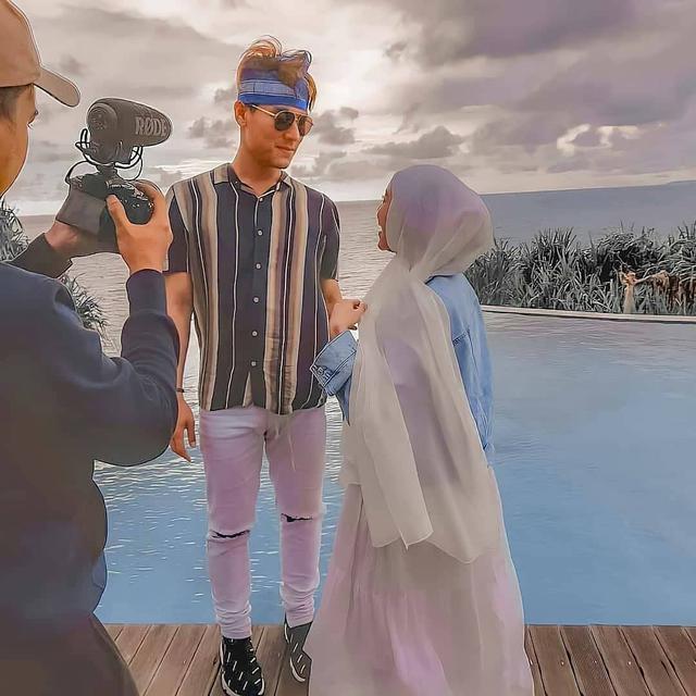 6 Momen Liburan Lesty Kejora dan Rizky Billar di Sumba, Makin Lengket
