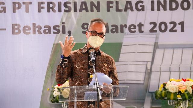 Menteri Perindustrian Agus Gumiwang Kartasasmita pada Groundbreaking Pabrik Baru PT Frisian Flag Indonesia di Cikarang, Kabupaten Bekasi, Jawa Barat, Selasa (9/3/2021).