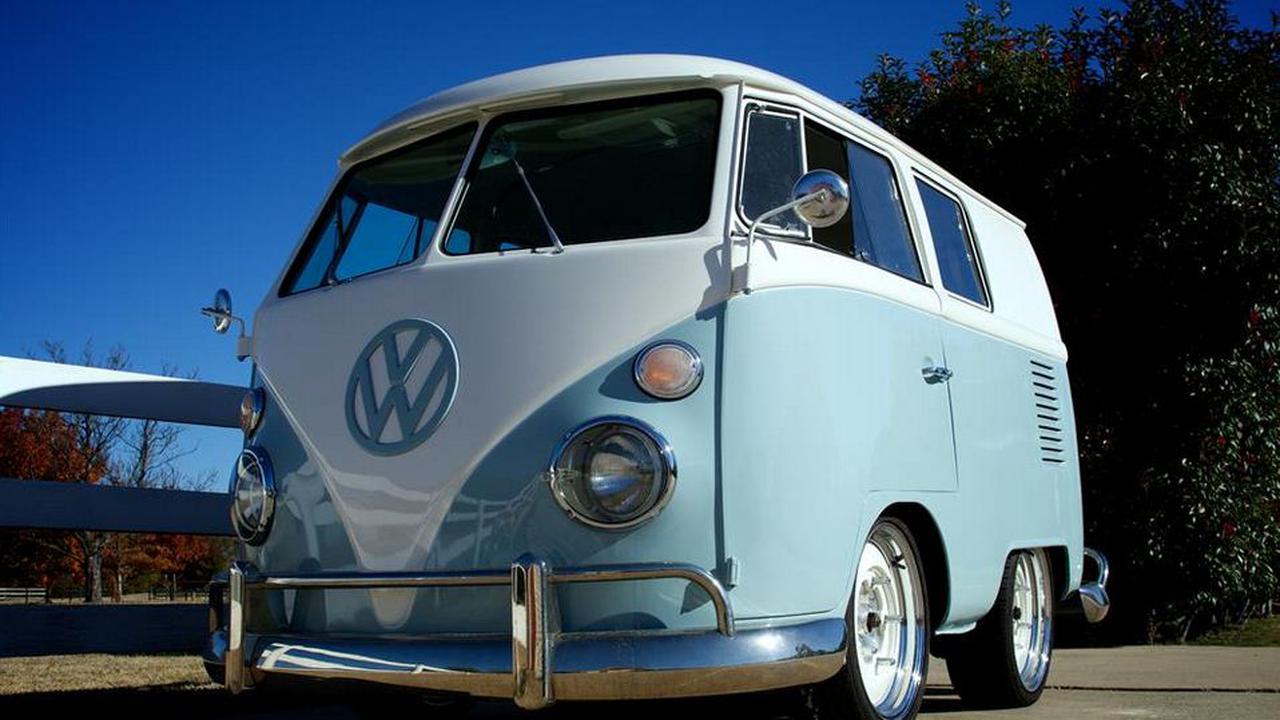 Mobil Unik yang Dilelang tahun 2015 (1)