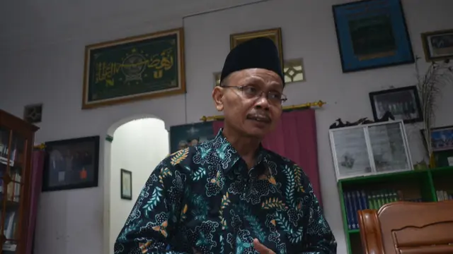 Ketua FKUB Kabupaten Banyumas, KH Muhammad Roqib. (Foto: Liputan6.com/Muhamad Ridlo)