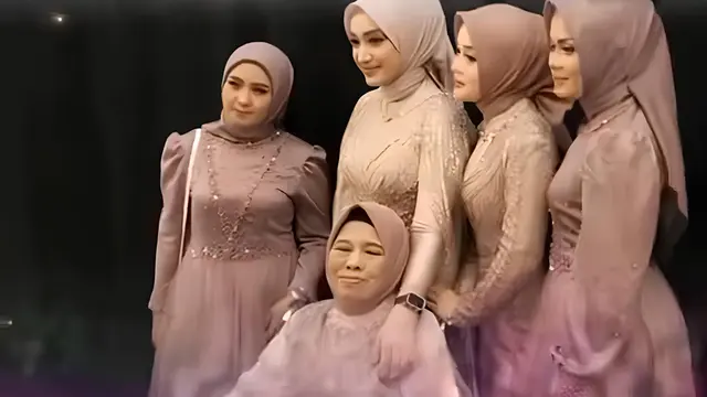 Santyka Fauziah dan Ibu Sule