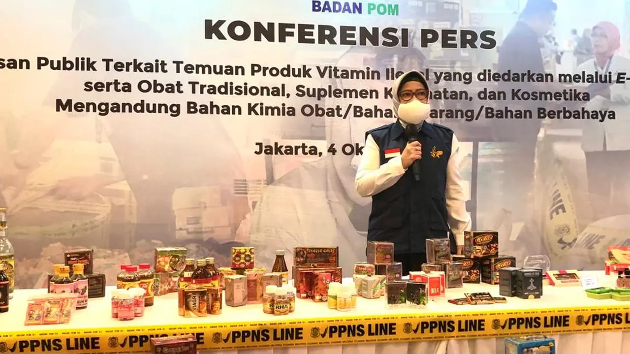 Deputi Bidang Pengawasan Obat Tradisional, Suplemen Kesehatan dan Kosmetik Badan Pengawas Obat dan Makanan (BPOM) Reri Indriani, Selasa (4/10/2022). Foto (Liputan6.com/Ade Nasihudin).