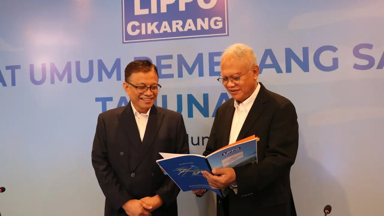 Presiden Komisaris (Independen) LPCK Didik Junaedi Rachbini dan Presiden Direktur LPCK Ketut Budi Wijaya saat RUPST PT Lippo Cikarang Tbk di Hotel Aryaduta Menteng (15/6/2023). (Dok LPCK)