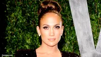 Jennifer Lopez, Mak Comblang Simon Cowell &amp; Lauren Silverman