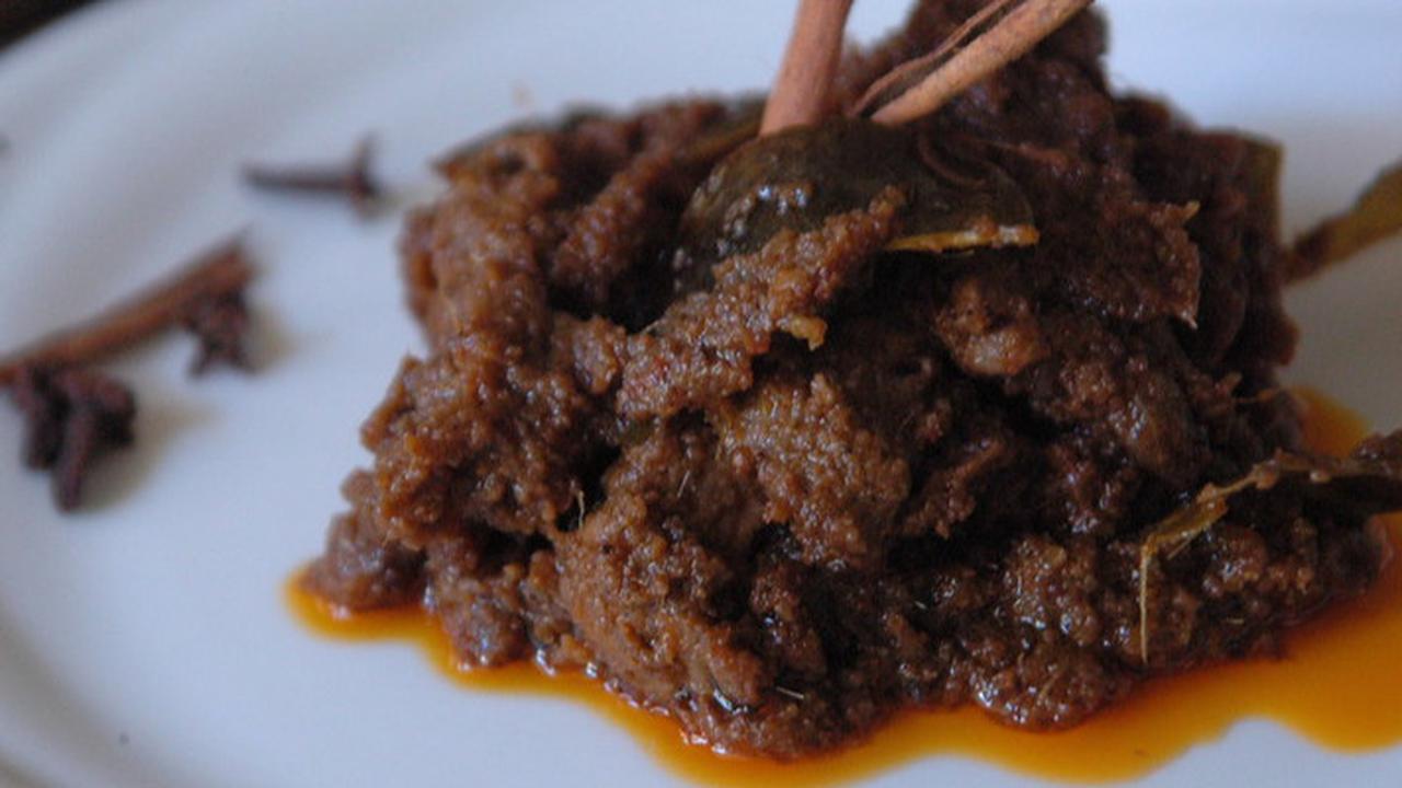 Jadi Makanan Wajib saat Idul Fitri, Ternyata ini Filosofi Rendang yang Sangat Islami