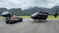 Bukan Supercar, Neymar Pamer Kendaraan Mewah dari Batmobile Hingga Jet Pribadi