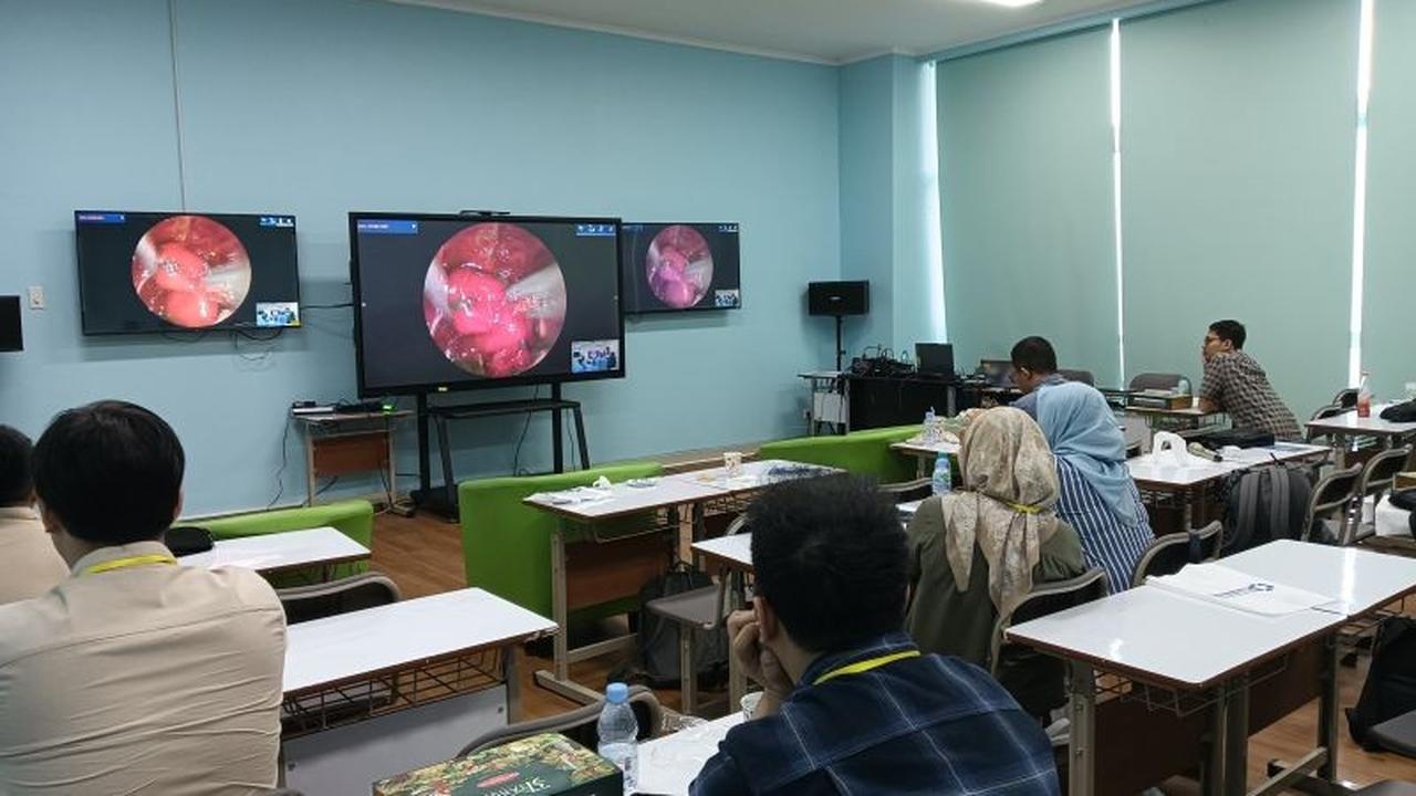 Terobosan Medis: RSND Semarang Gelar Live Operasi Tumor Otak Lewat Hidung, Pasien Bisa Pulih Cepat!