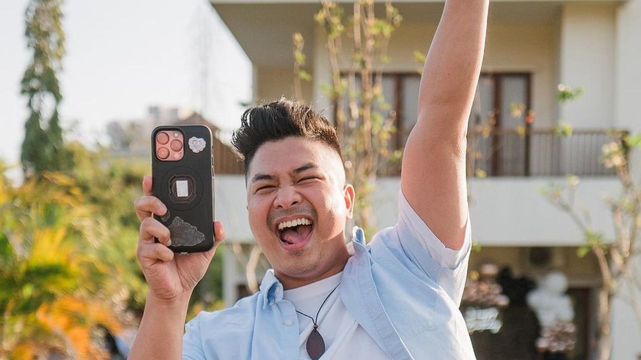 Glenn merasa sangat gembira karena berhasil mengatur acara itu dengan baik. "Menyiapkan ini dalam seminggu benar-benar tiba-tiba," ungkap Glenn.