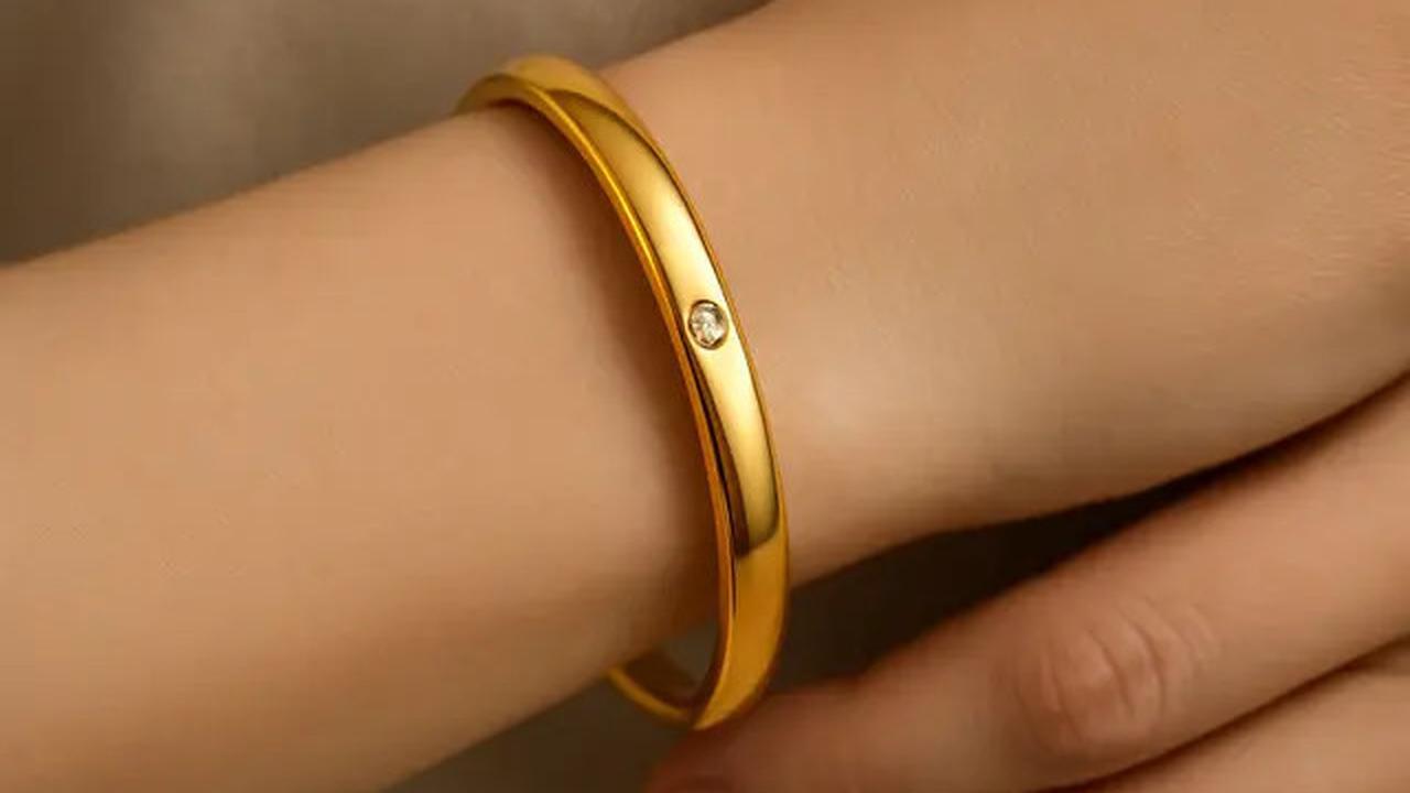 7 Model Gelang Emas untuk Usia 40 Tahun, Simpel tapi Elegan