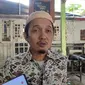 Muhammad Sabil guru asal Cirebon yang dipecat SMK Telkom Cirebon usai kritik akun medsos Ridwan Kamil. Foto (Liputan6.com / Panji Prayitno)