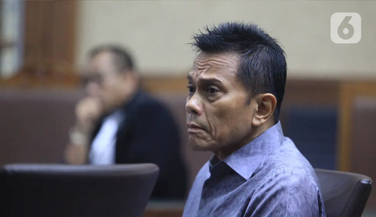 Mantan Dirut PT Mugi Rekso Abadi, Soetikno Soedarjo menjalani sidang dakwaan di Pengadilan Tipikor, Jakarta, Kamis (26/12/2019). Soetikno didakwa menyuap mantan Dirut PT Garuda Indonesia Emirsyah Satar terkait pengadaan pesawat dan mesin pesawat di PT Garuda Indonesia. (Liputan6.com/Herman Zakharia)